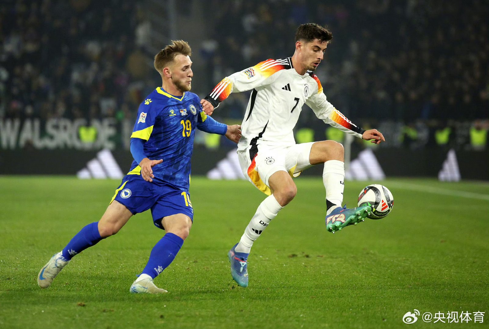 DB电竞-欧国联盟各队齐聚赛场，开启激烈较量