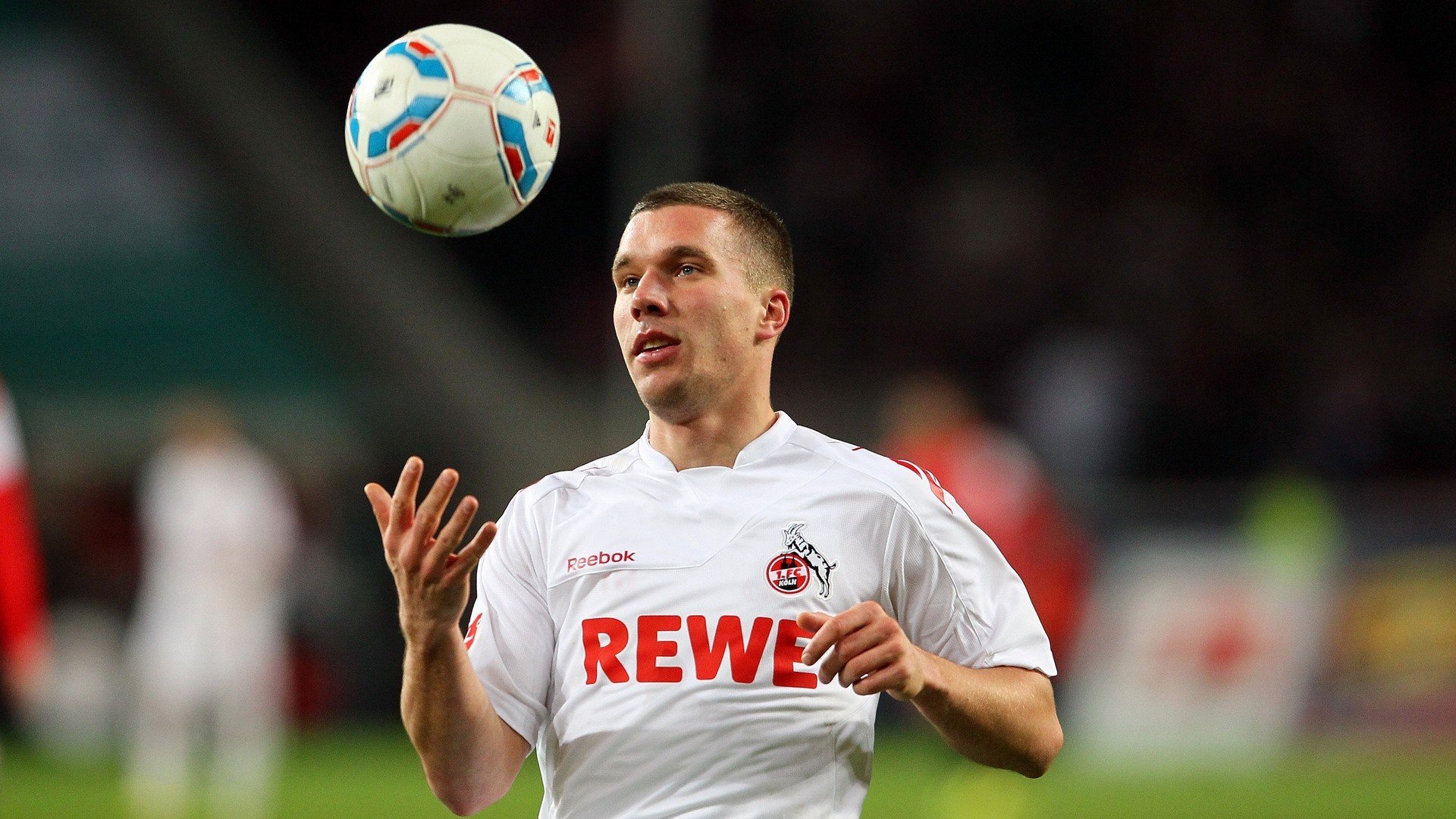 绿茵场上的生死哲学，从西甲德比到伊拉克的逆袭之路